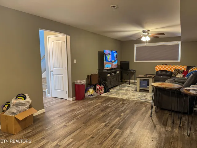 $474,000 | 344 Kayla Lane, Oneida, TN 37841