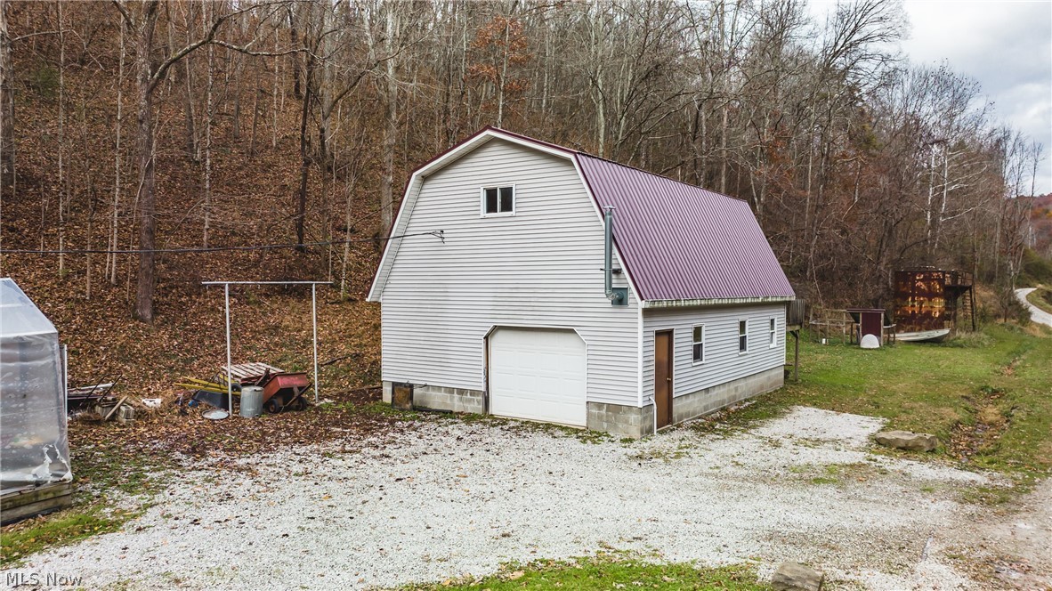 252 Plumm Road St. Marys, WV 26170 - Photo 17 of 21