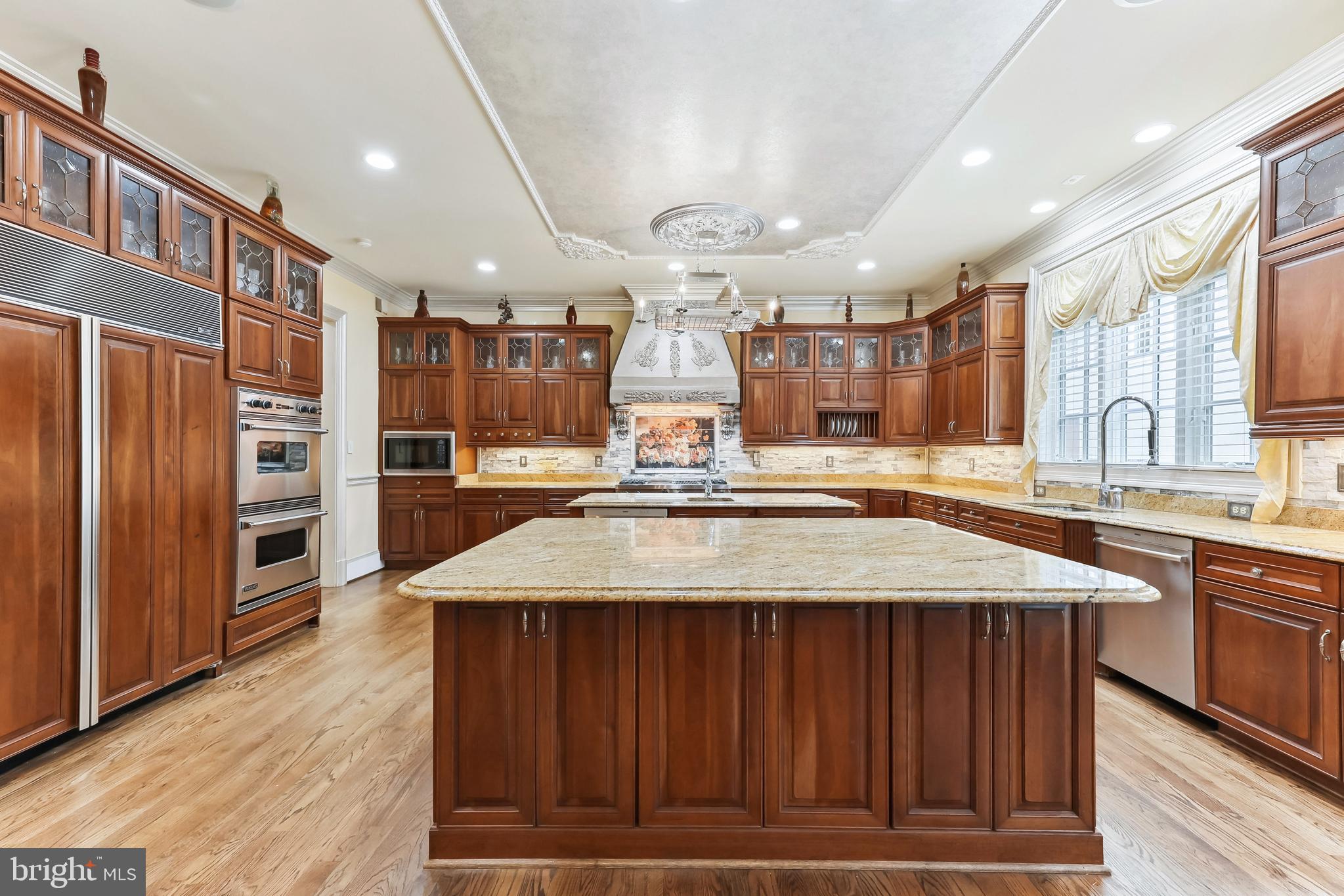12792 Yates Ford Road Clifton, VA 20124 - Photo 26 of 117 Gourmet Kitchen with Double Islands