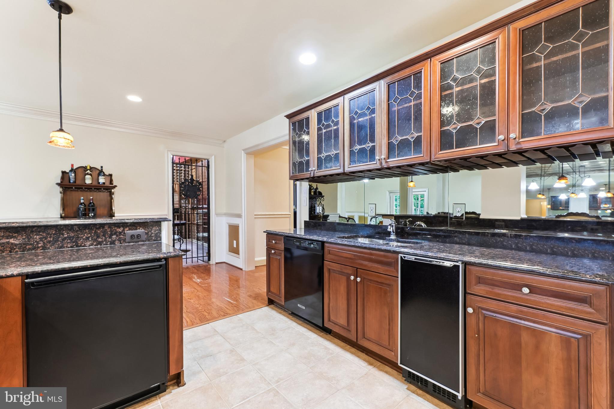 12792 Yates Ford Road Clifton, VA 20124 - Photo 72 of 117 Fully Equipped! Fridge, Dishwasher & Ice Maker.
