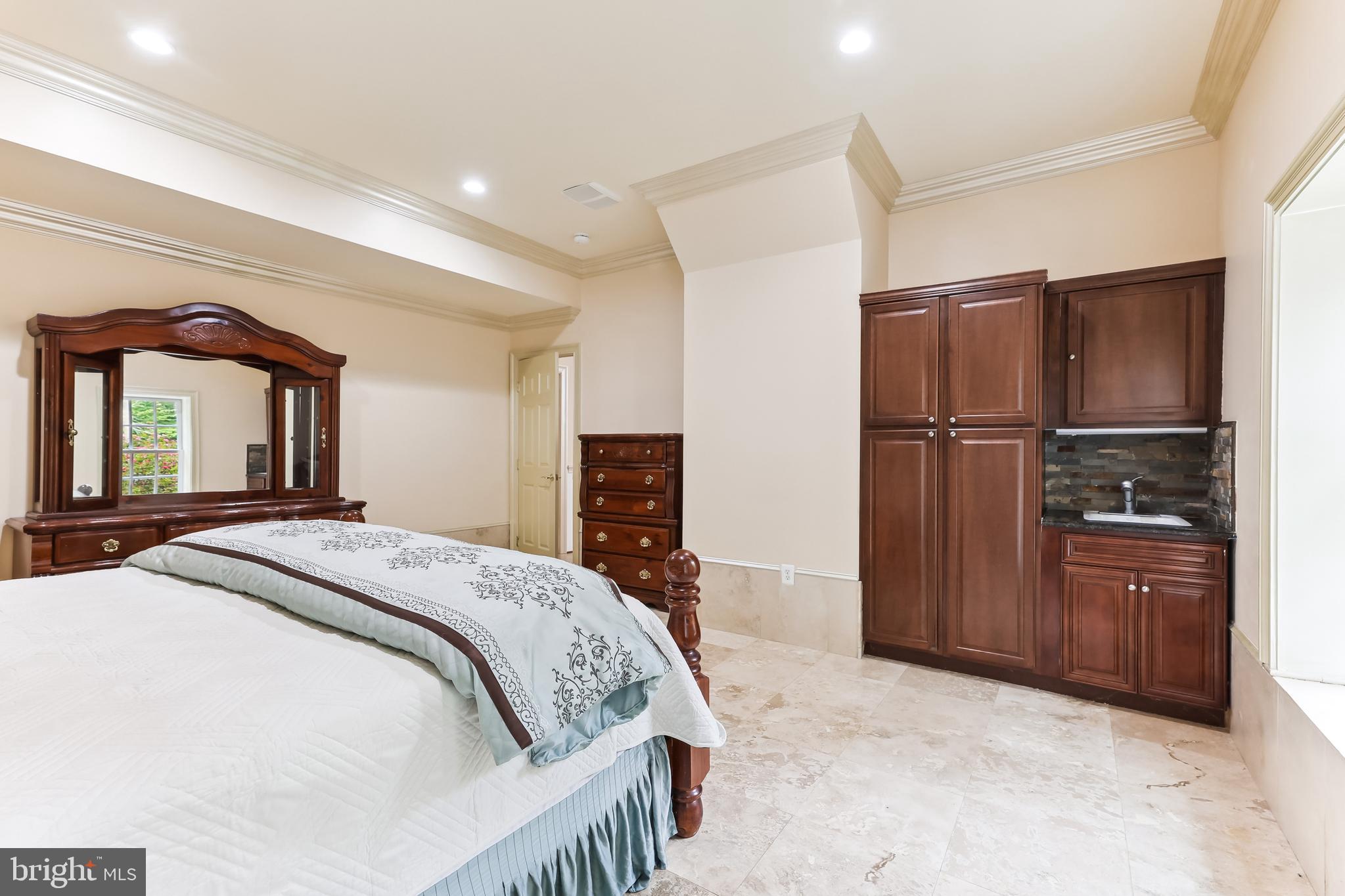 12792 Yates Ford Road Clifton, VA 20124 - Photo 82 of 117 Wet Bar and Built in Wardrobe.