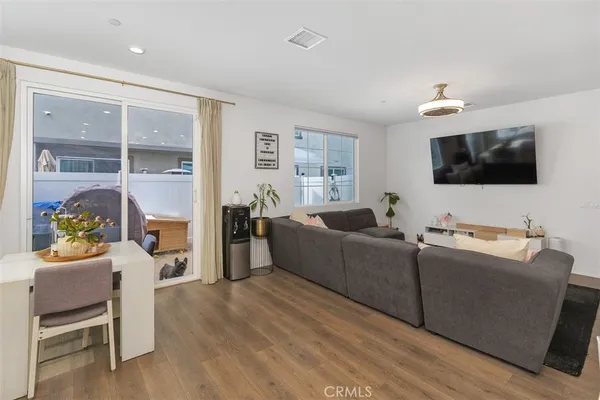 $489,999 | 32600 Manhattan Avenue, Winchester, CA 92596