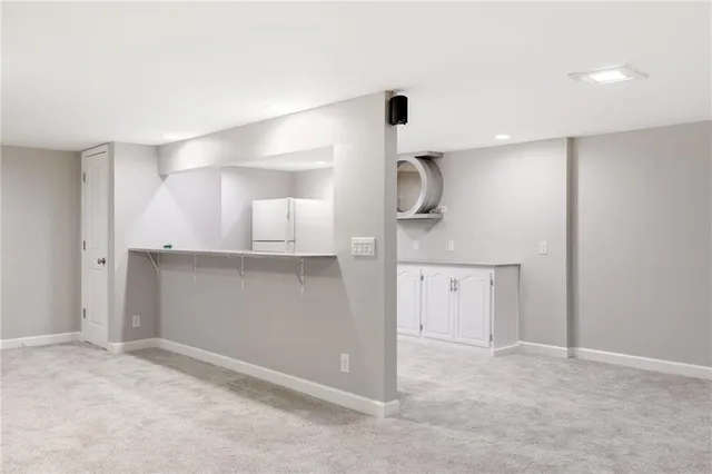 $350,000 | 4401 South Stonecrest Circle, St. Joseph, MO 64506