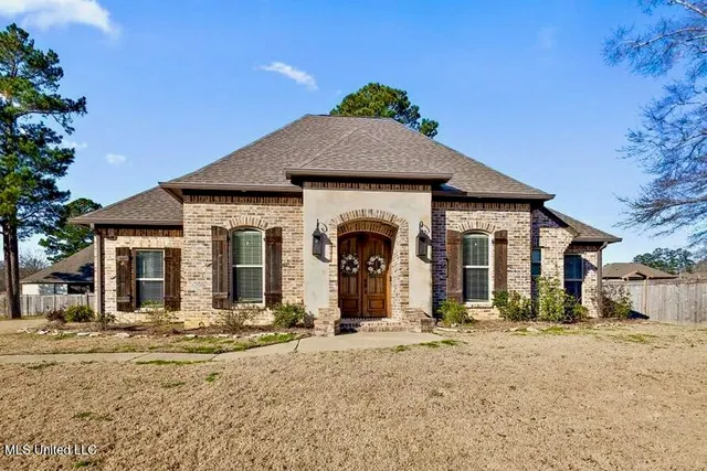 $460,000 | 215 Wellington Way, Brandon, MS 39047