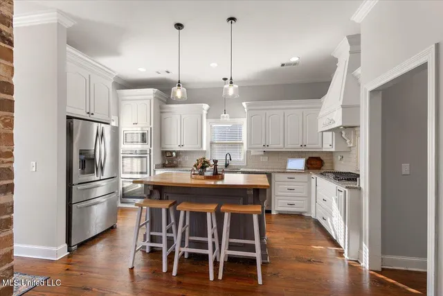 $460,000 | 215 Wellington Way, Brandon, MS 39047