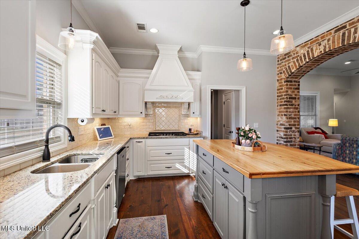 215 Wellington Way Brandon, MS 39047 - Photo 15 of 40 15-HTP_9010