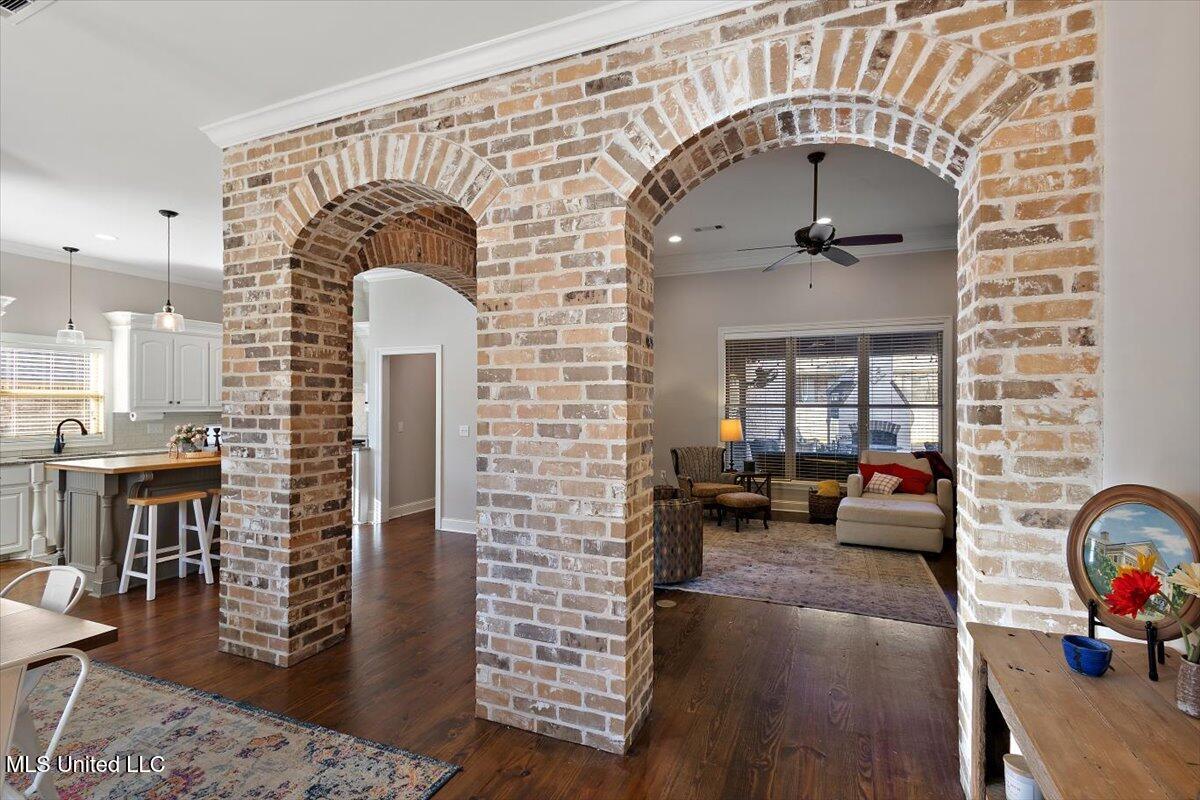 215 Wellington Way Brandon, MS 39047 - Photo 6 of 40 06-HTP_8983