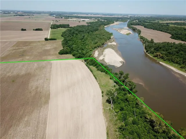 $864,200 | 1500 North N Road, Eudora, KS 66025