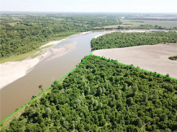 $799,950 | 1500 North N Road, Eudora, KS 66025