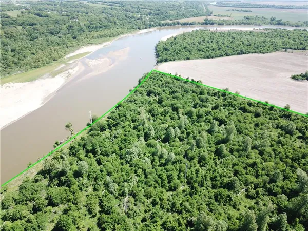 $799,950 | 1500 North N Road, Eudora, KS 66025