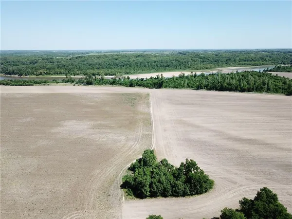 $799,950 | 1500 North N Road, Eudora, KS 66025