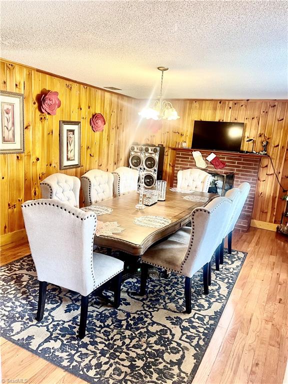 1079 Suncrest Orchard Road North Wilkesboro, NC 28659 - Photo 2 of 30