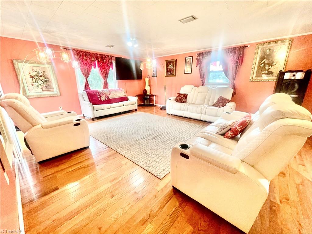 1079 Suncrest Orchard Road North Wilkesboro, NC 28659 - Photo 7 of 30