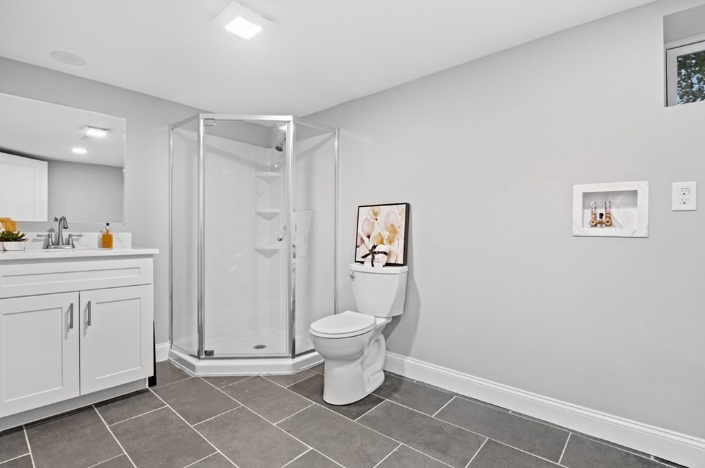 10 Lincoln Road Peabody, MA 01960 - Photo 19 of 26 Gallery Image 19