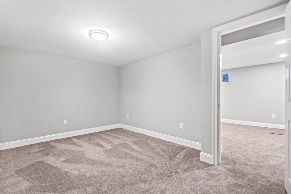 10 Lincoln Road Peabody, MA 01960 - Photo 23 of 26 Gallery Image 23