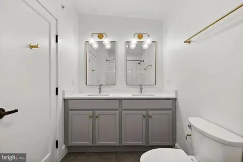 $1,645 | 15 West Girard Street, Unit 105, Wilmington, DE 19801