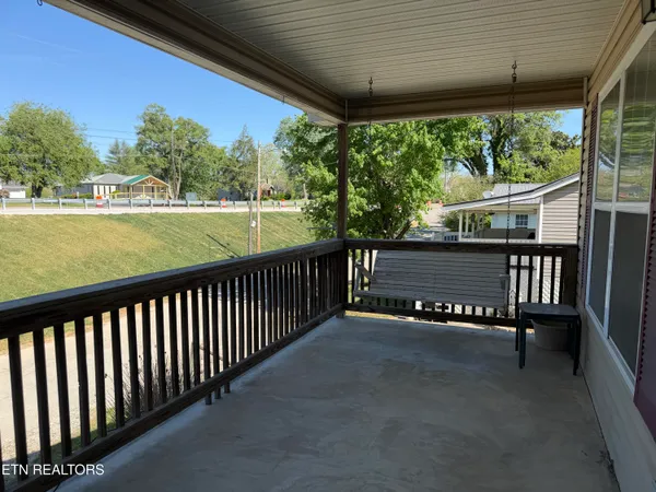 $205,000 | 216 North Cross Street, Oneida, TN 37841