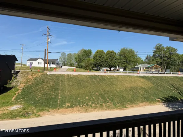$205,000 | 216 North Cross Street, Oneida, TN 37841