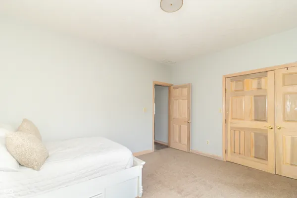 $464,900 | 1057 North Cambridge Court, Greenfield, IN 46140