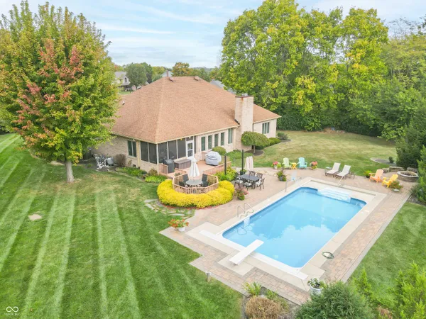 $464,900 | 1057 North Cambridge Court, Greenfield, IN 46140