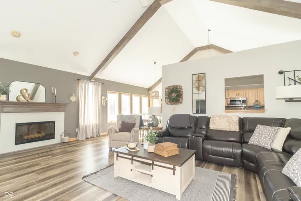 $464,900 | 1057 North Cambridge Court, Greenfield, IN 46140