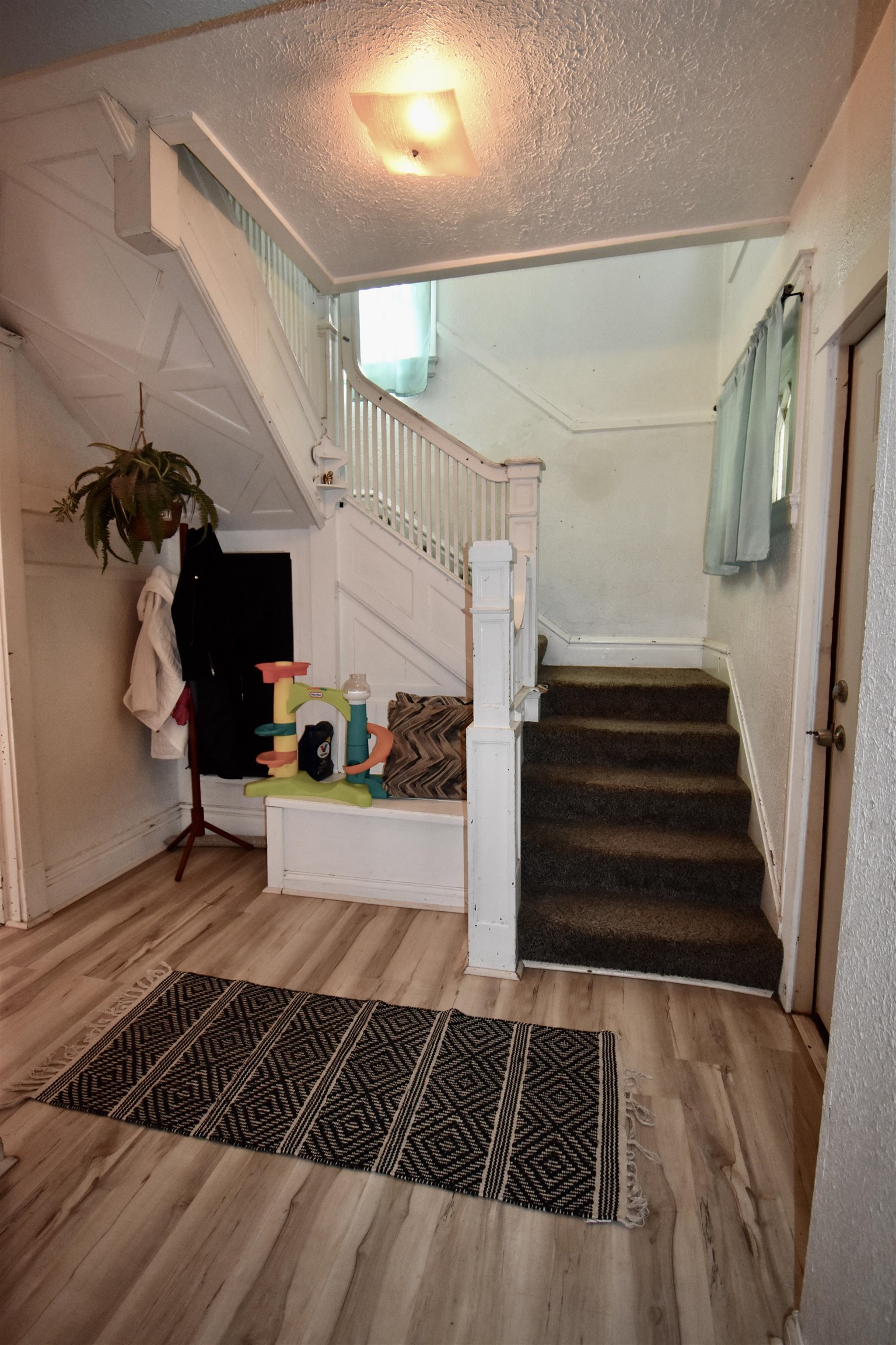 1722 Chestnut Street Rockford, IL 61102 - Photo 4 of 21