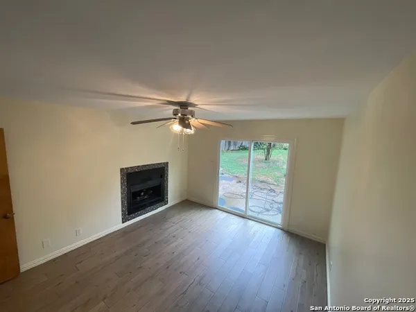 $1,975 | 6046 Glen Heather, San Antonio, TX 78240