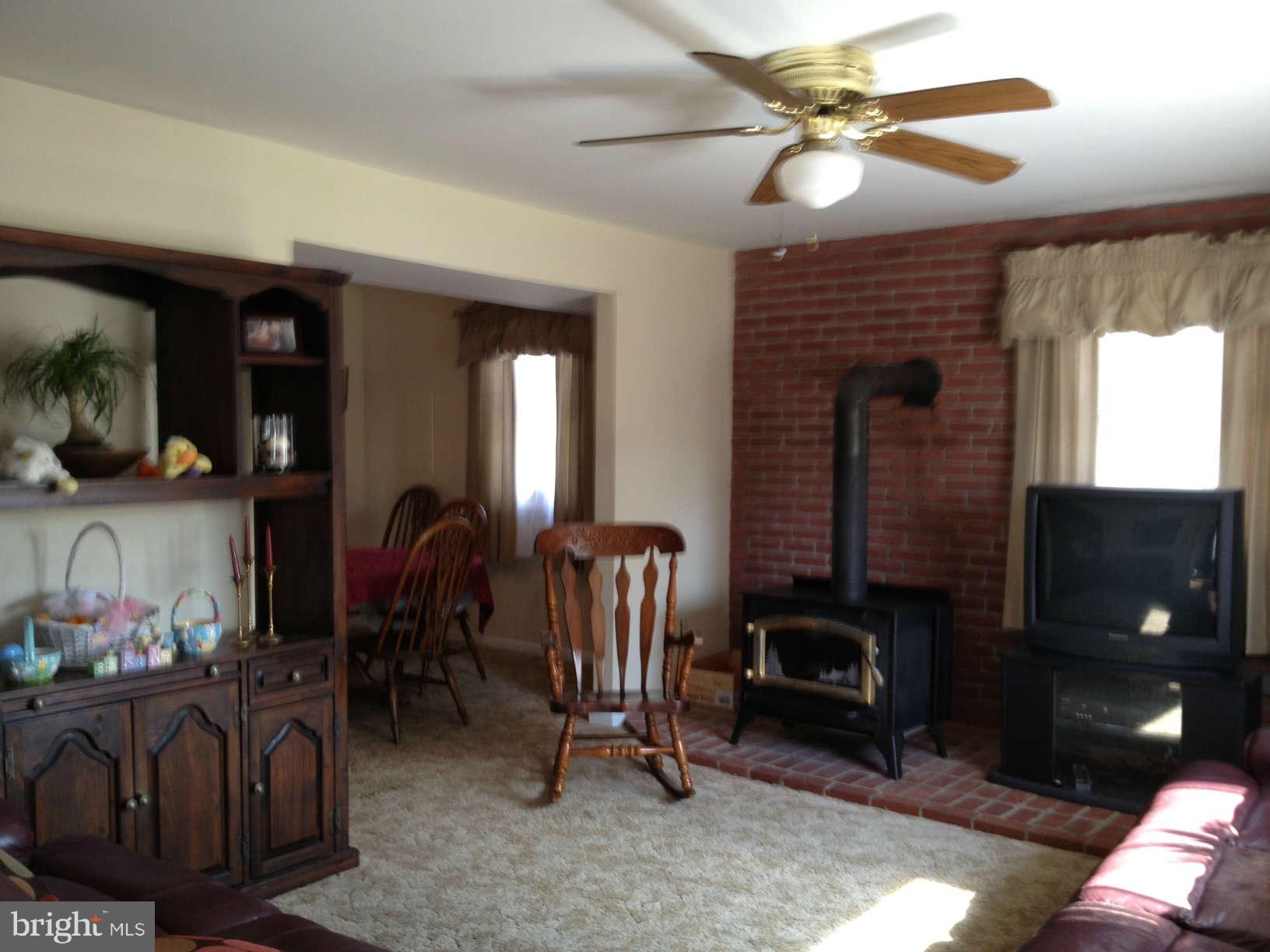 11809 Cherry Tree Crossing Road Brandywine, MD 20613 - Photo 3 of 30 Living Room