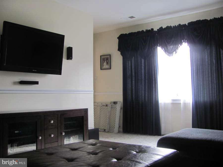 11809 Cherry Tree Crossing Road Brandywine, MD 20613 - Photo 8 of 30 Family Room