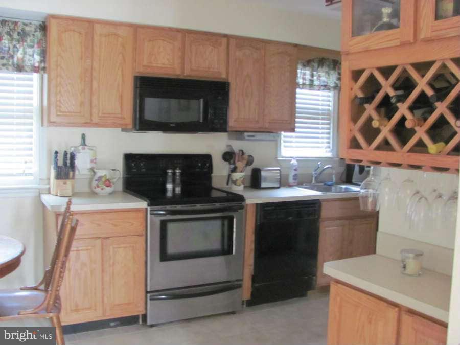 11809 Cherry Tree Crossing Road Brandywine, MD 20613 - Photo 9 of 30 Kitchen