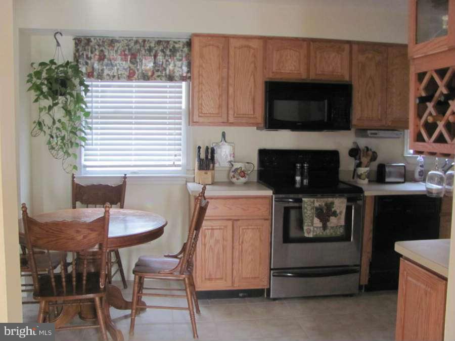 11809 Cherry Tree Crossing Road Brandywine, MD 20613 - Photo 10 of 30 Kitchen