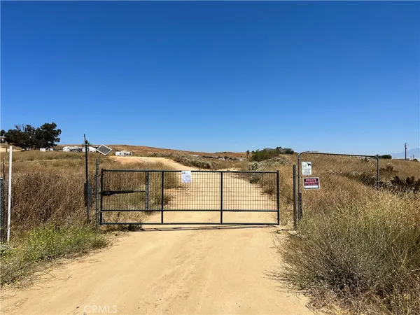 $1,900 | 32855 Debon Street, Menifee, CA 92584