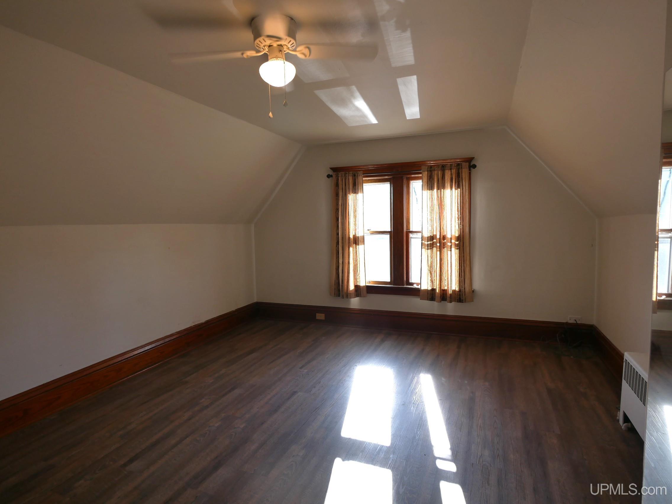 1115 Summit Street Hancock, MI 49930 - Photo 41 of 68
