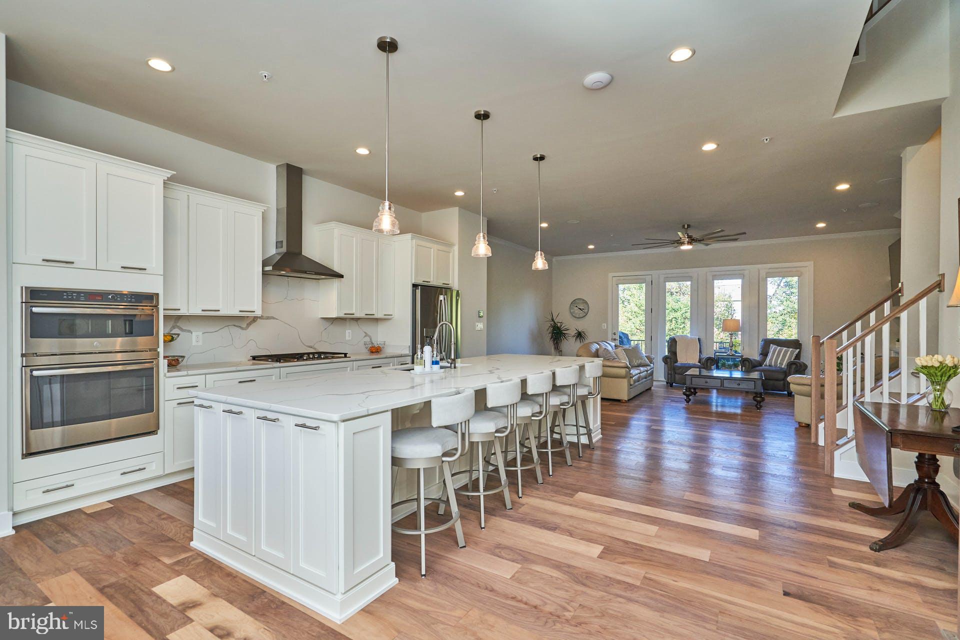 42480 Mildred Lndg Square Ashburn, VA 20148 - Photo 2 of 37