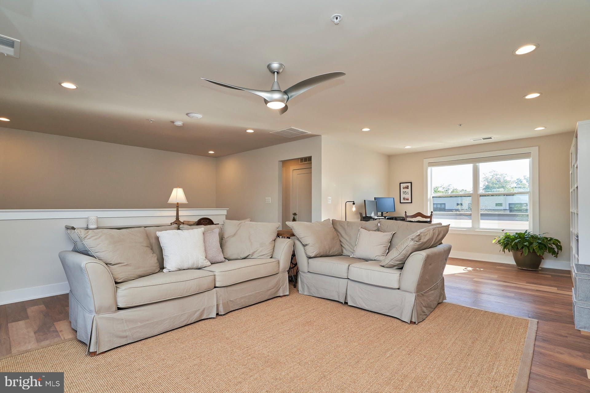 42480 Mildred Lndg Square Ashburn, VA 20148 - Photo 20 of 37