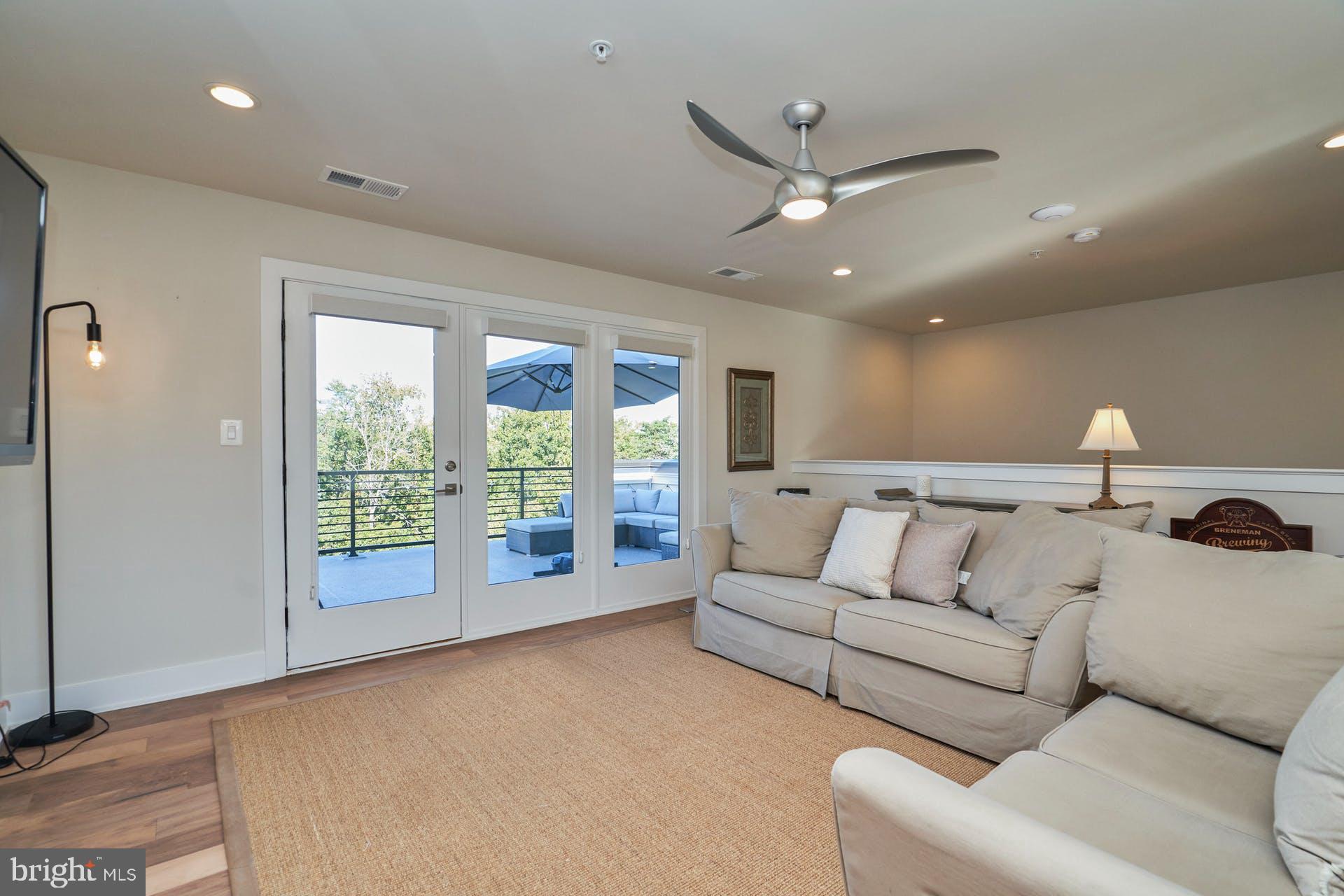 42480 Mildred Lndg Square Ashburn, VA 20148 - Photo 22 of 37