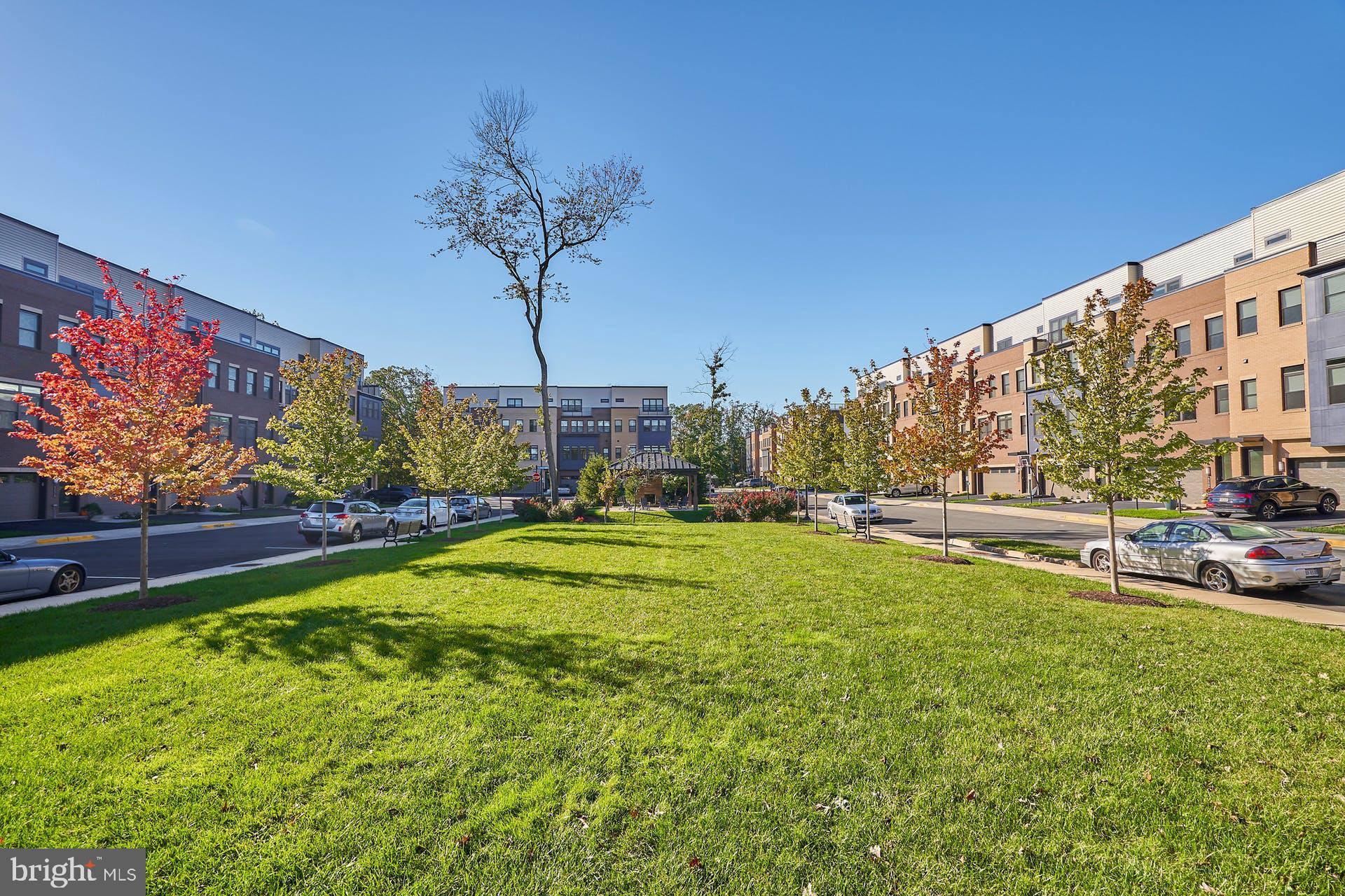 42480 Mildred Lndg Square Ashburn, VA 20148 - Photo 33 of 37