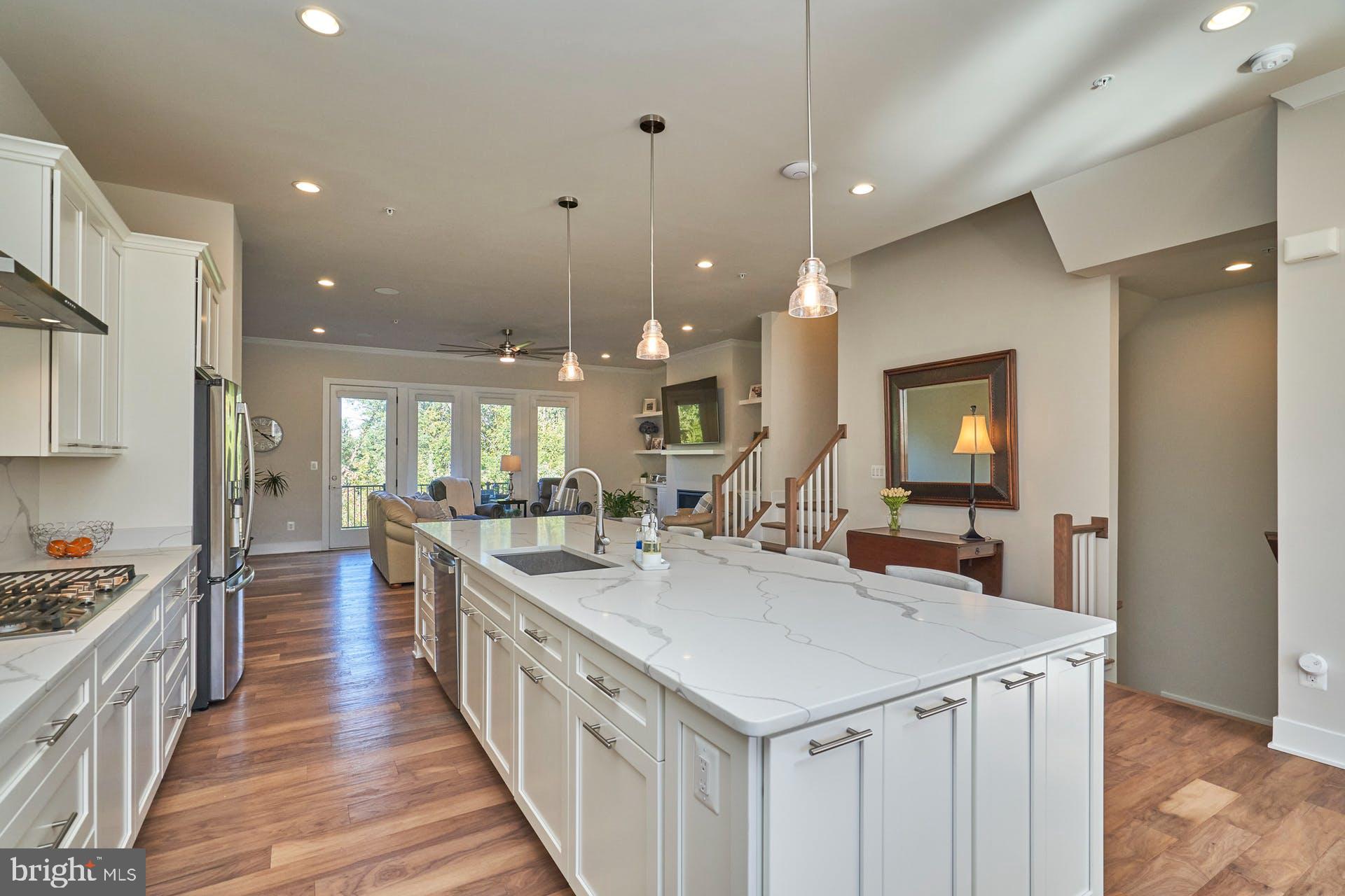 42480 Mildred Lndg Square Ashburn, VA 20148 - Photo 7 of 37