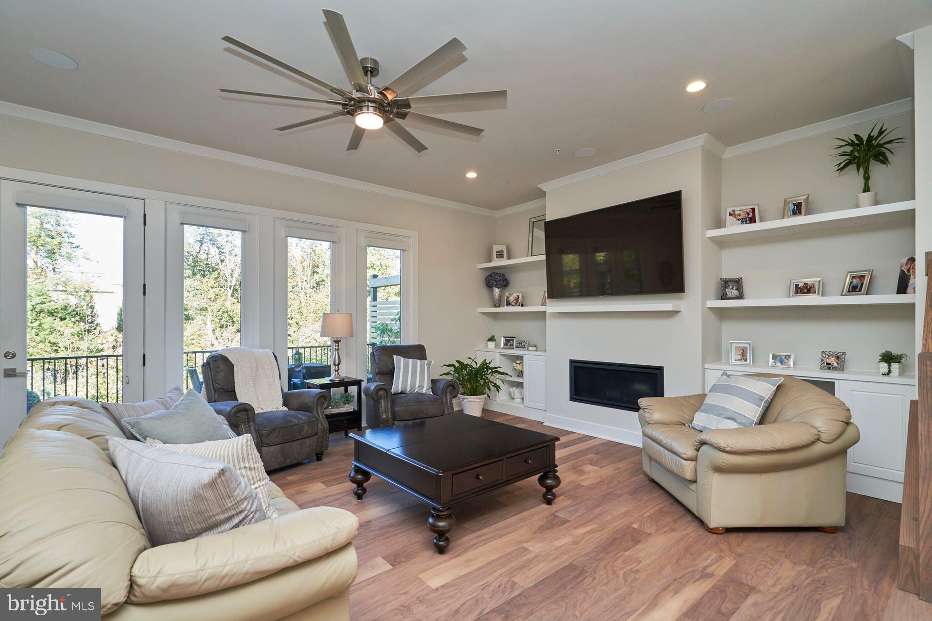 42480 Mildred Lndg Square Ashburn, VA 20148 - Photo 9 of 37