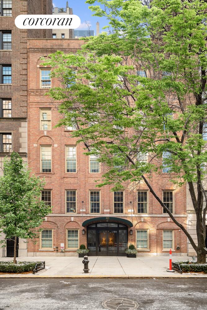 40 East 72nd Street, Unit MAIS Manhattan, NY 10021 - Photo 14 of 16 a front view of a building