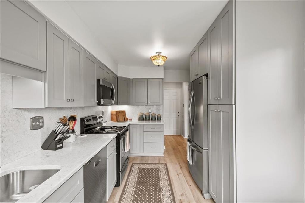 220 Sweet Gum Road Pittsburgh, PA 15238 - Photo 17 of 48 Gallery Image 17