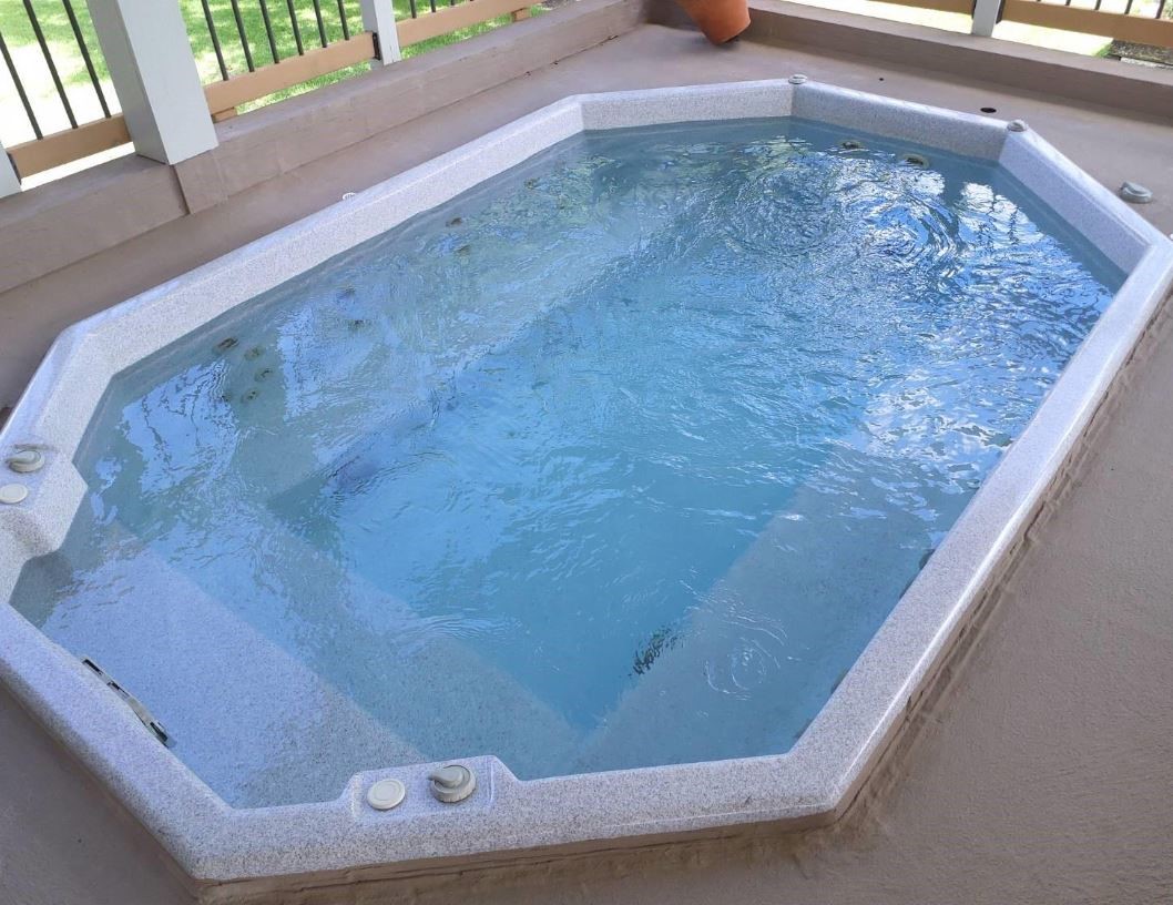 6714 Spray Lane, Unit C699A Rosharon, TX 77583 - Photo 24 of 48 2nd Floor Hot Tub/Lap Pool located near Owner's Suite.