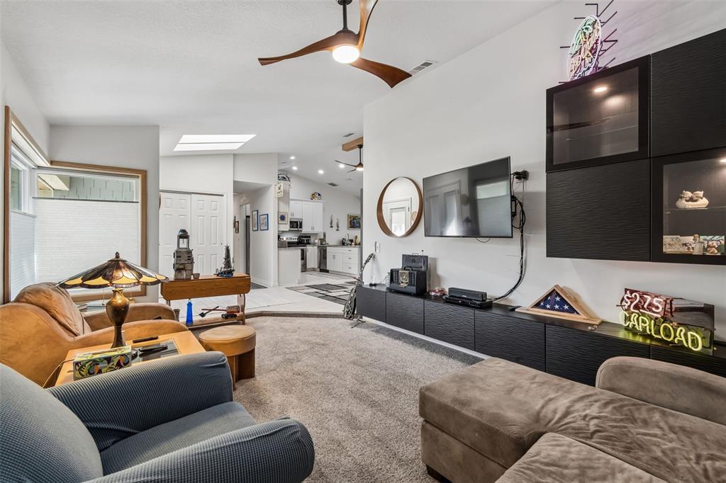 7995 Chaucer Drive Weeki Wachee, FL 34607 - Photo 20 of 82