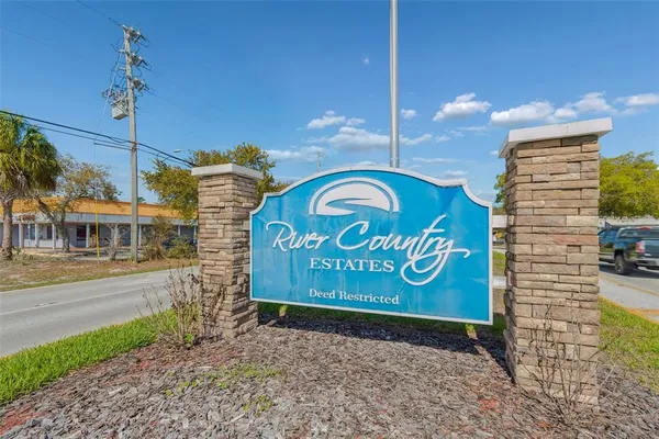 $489,916 | 7995 Chaucer Drive, Weeki Wachee, FL 34607