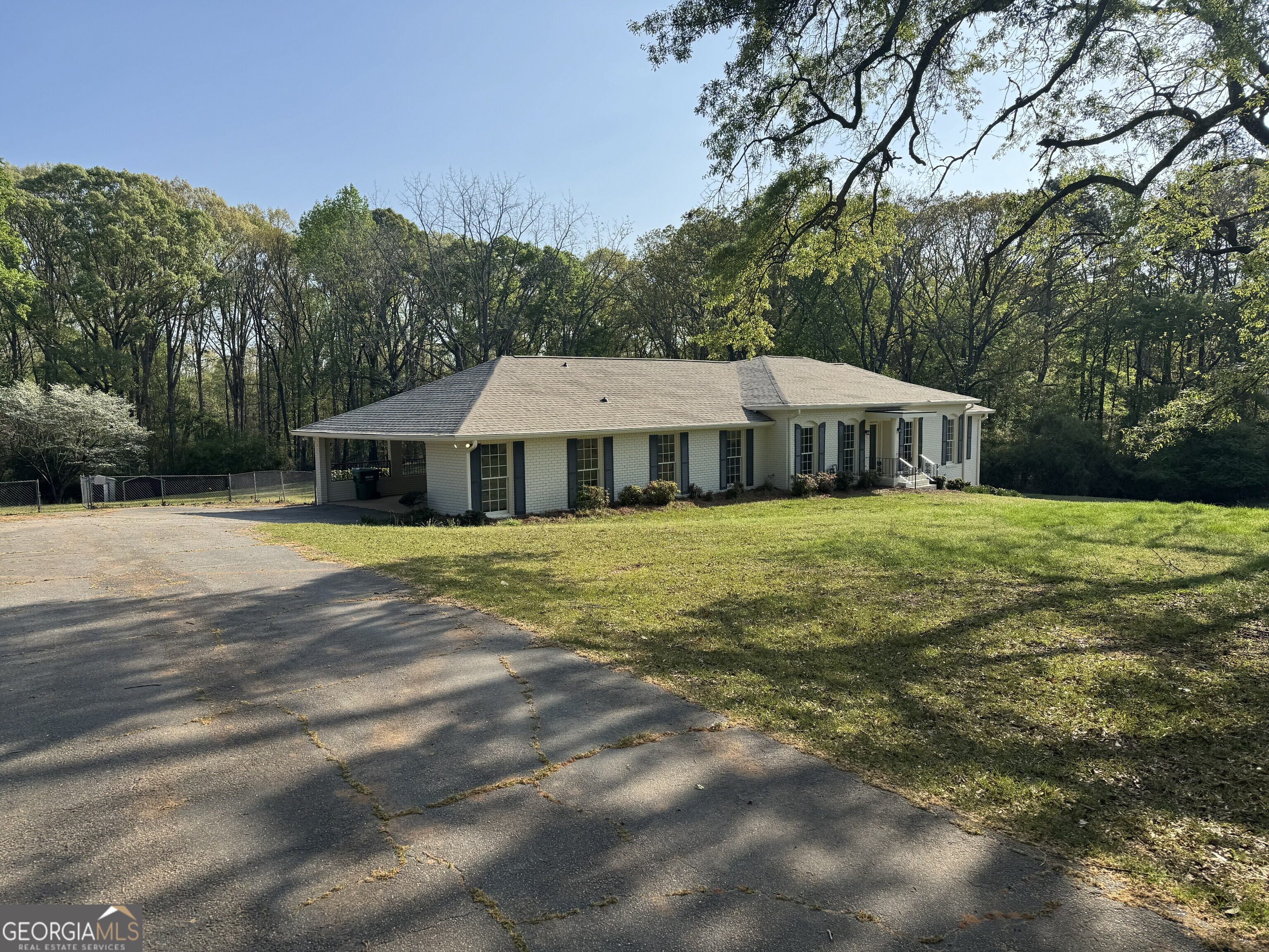 1281 Lavista Road Athens, GA 30606 - Photo 2 of 23