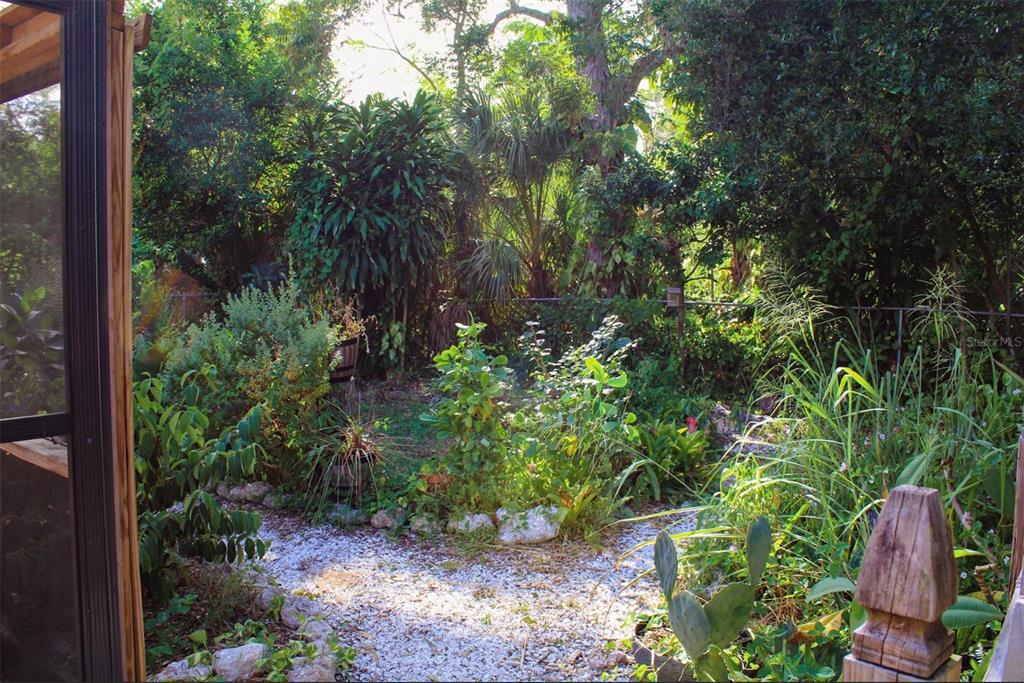 4225 Bradenton Road, Unit C Sarasota, FL 34234 - Photo 18 of 19 a view of a garden