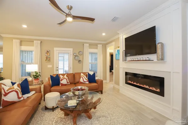 $634,900 | 1947 Refuge Circle, Gulf Breeze, FL 32563