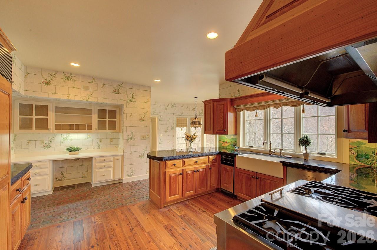 21 Eagle Rock Road Landrum, SC 29356 - Photo 12 of 47