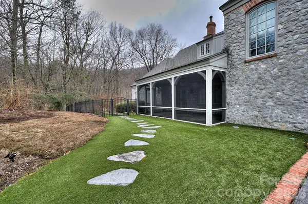 $2,100,000 | 21 Eagle Rock Road, Landrum, SC 29356