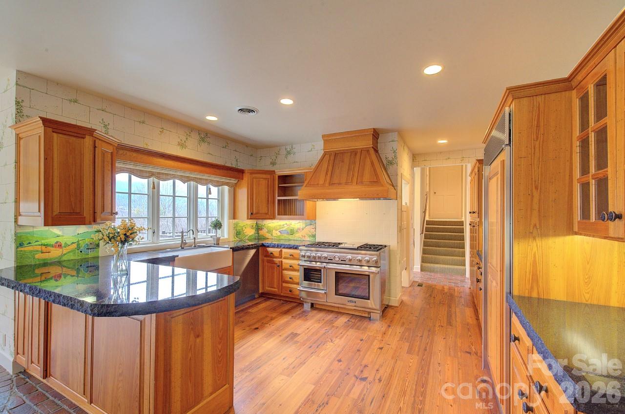 21 Eagle Rock Road Landrum, SC 29356 - Photo 10 of 47